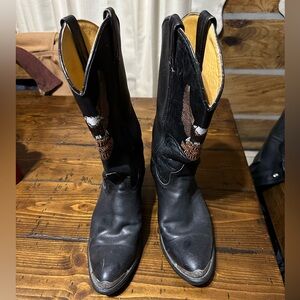 Vintage women’s Harley cowboy boots